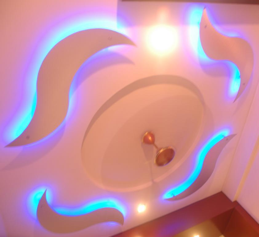 Hotel Sapphire Junagadh Bagian luar foto